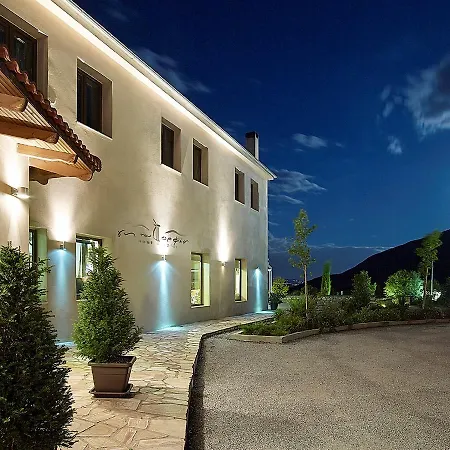 Orfeas Land فندق 3*