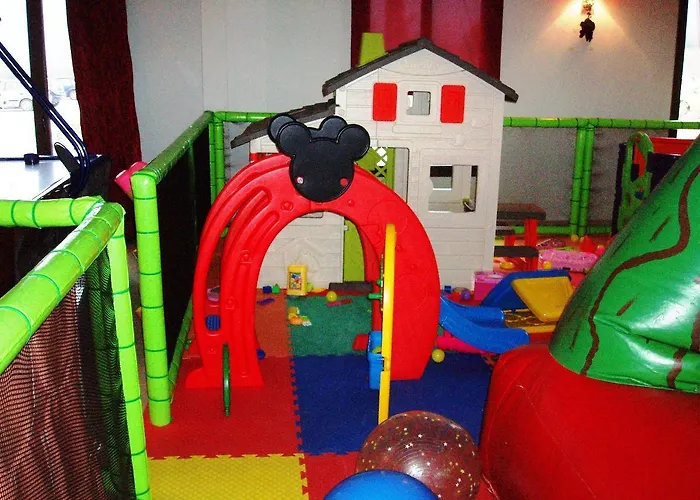 Orfeas Land Hotel