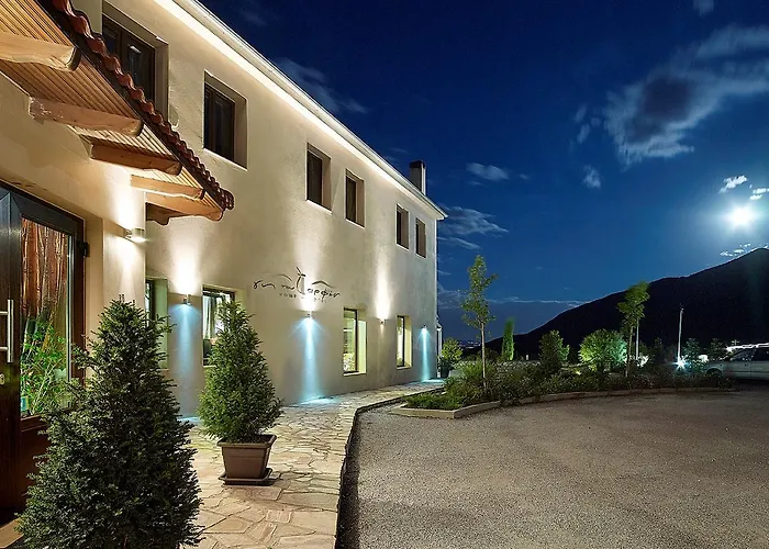 Orfeas Land Hotel 3*